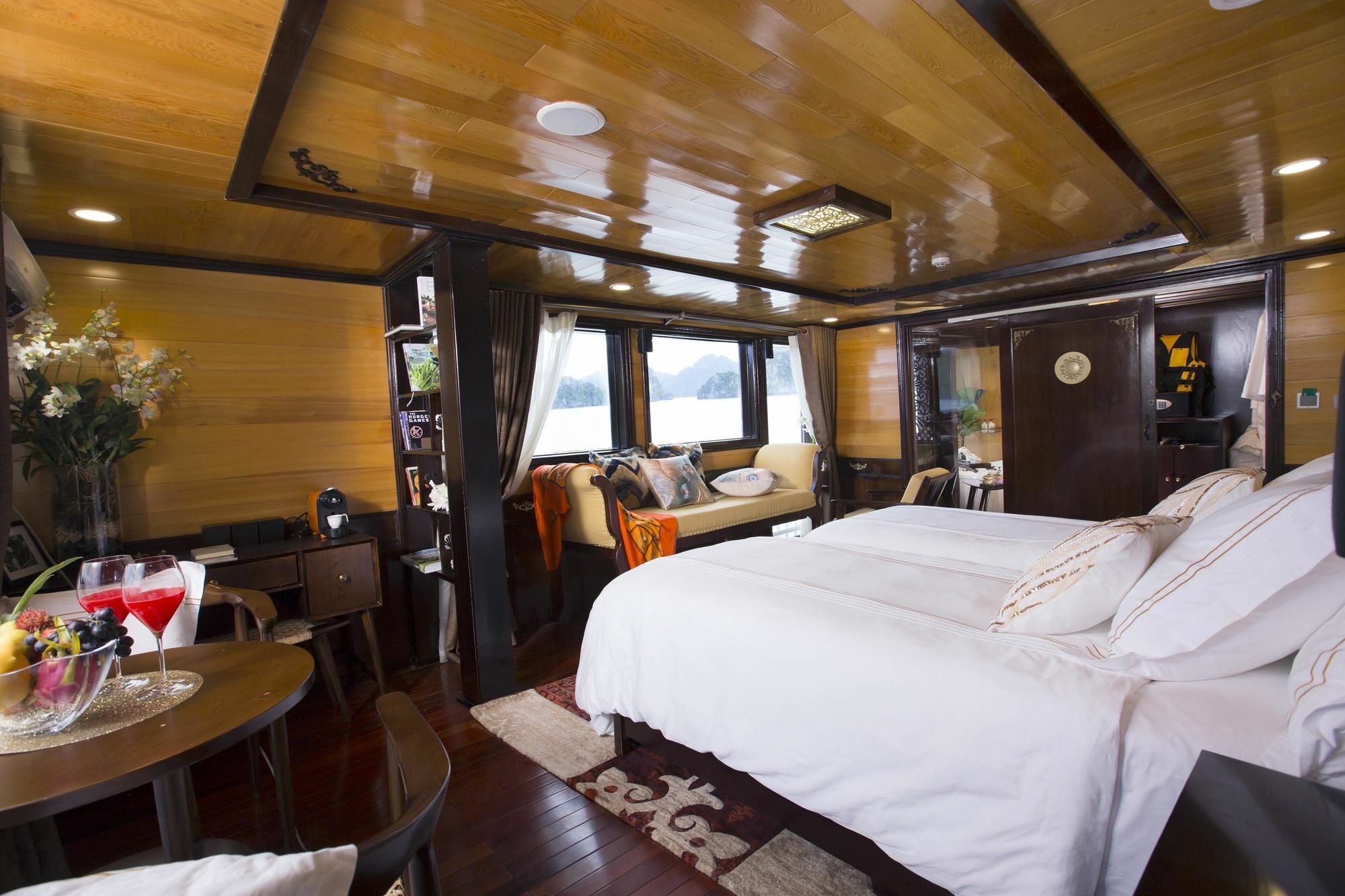 Hera Boutique Cruise Ha Long Bay Exterior foto